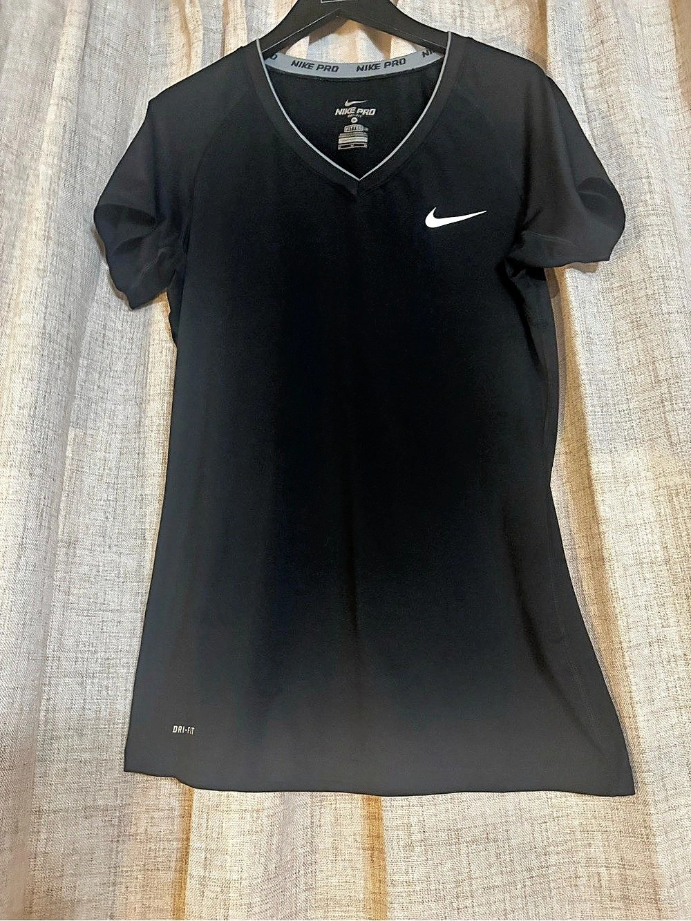 Nike Pro Dri-FIT V-Neck Fitted Short Sleeve Top V-Neck Short Sleeve Top Black